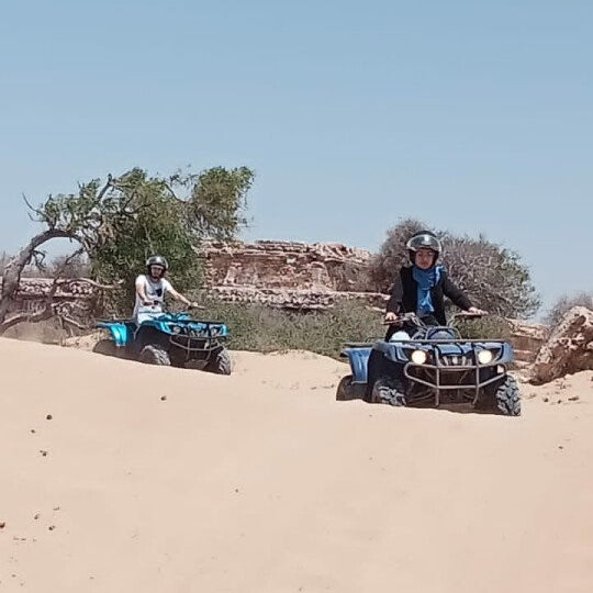 Wochenende und Nacht in einem Berbercamp + Party