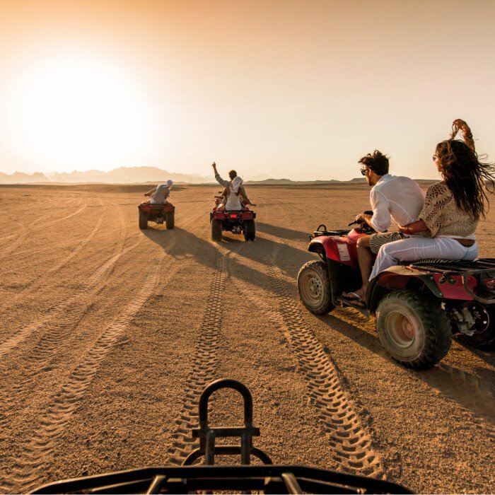 What is the best time to go desert hiking in Morocco?